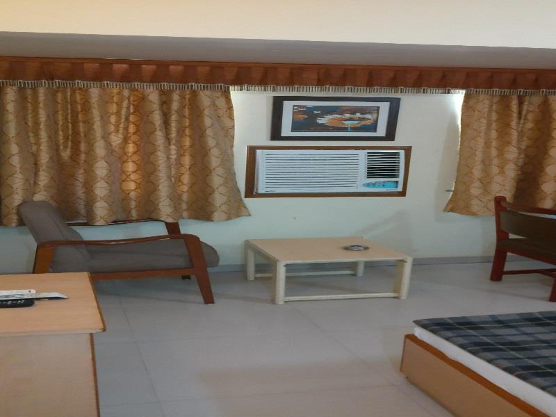 Hotel Collection O Panchsheel à Vadodara Extérieur photo
